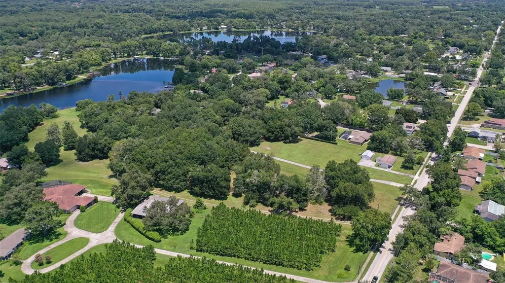 18302 Hanna Road Lutz FL 33549
