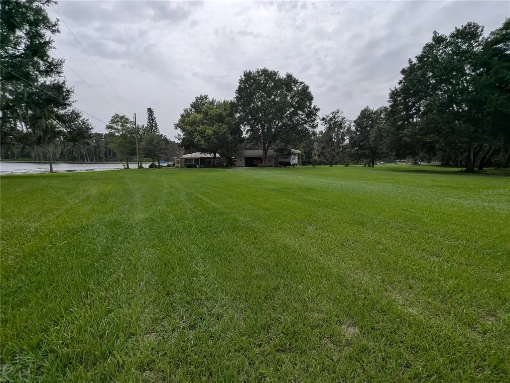 18302 Hanna Road Lutz FL 33549