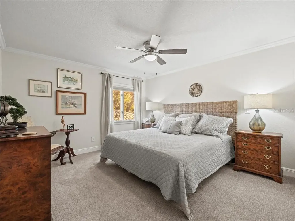 2087 Edgewater Drive Clearwater FL 33755