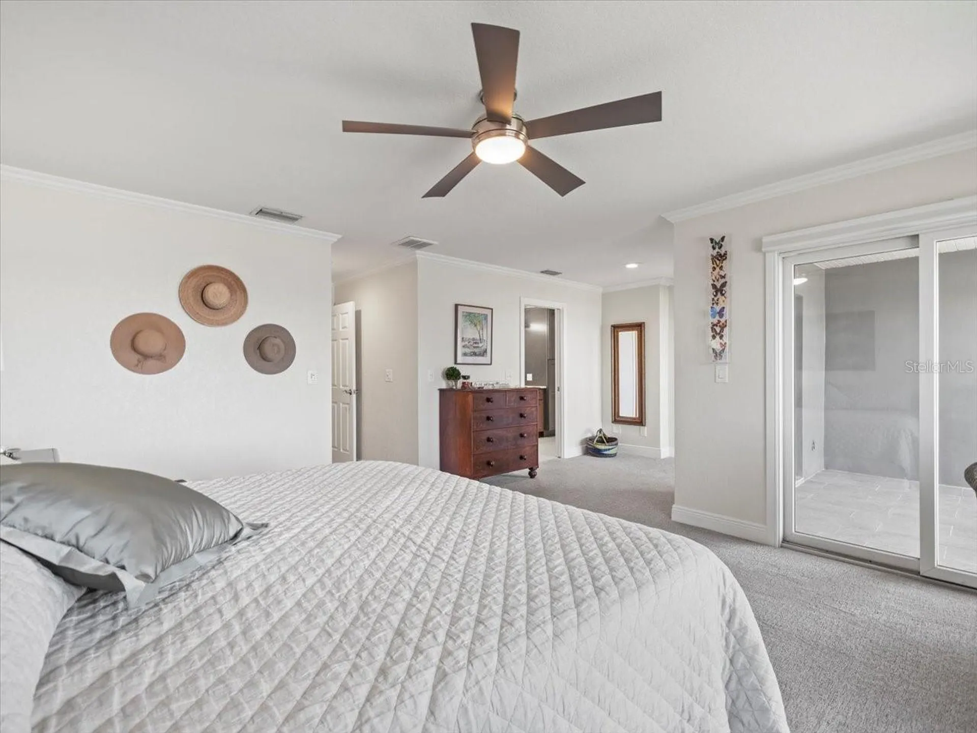 2087 Edgewater Drive Clearwater FL 33755