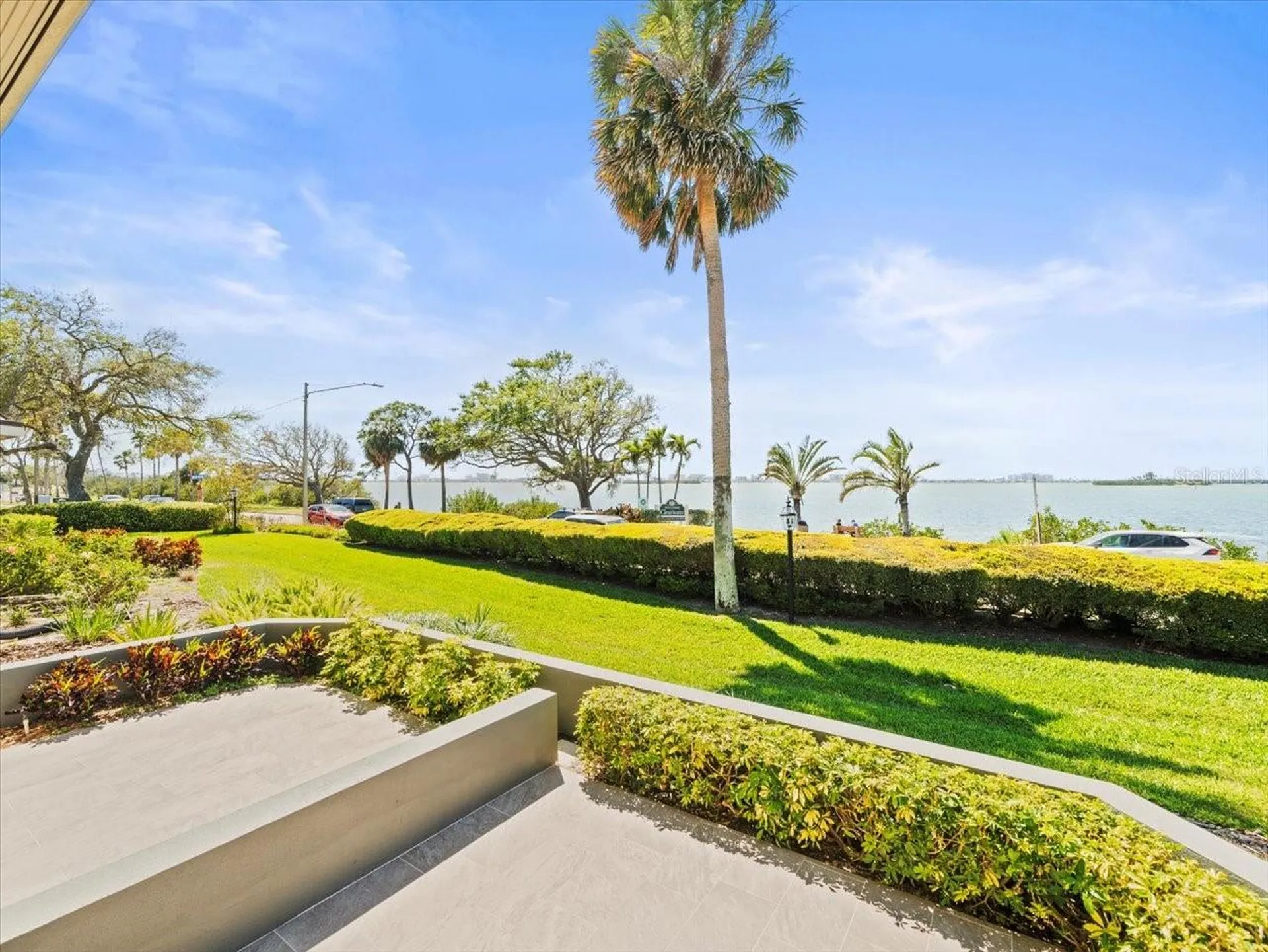 2087 Edgewater Drive Clearwater FL 33755