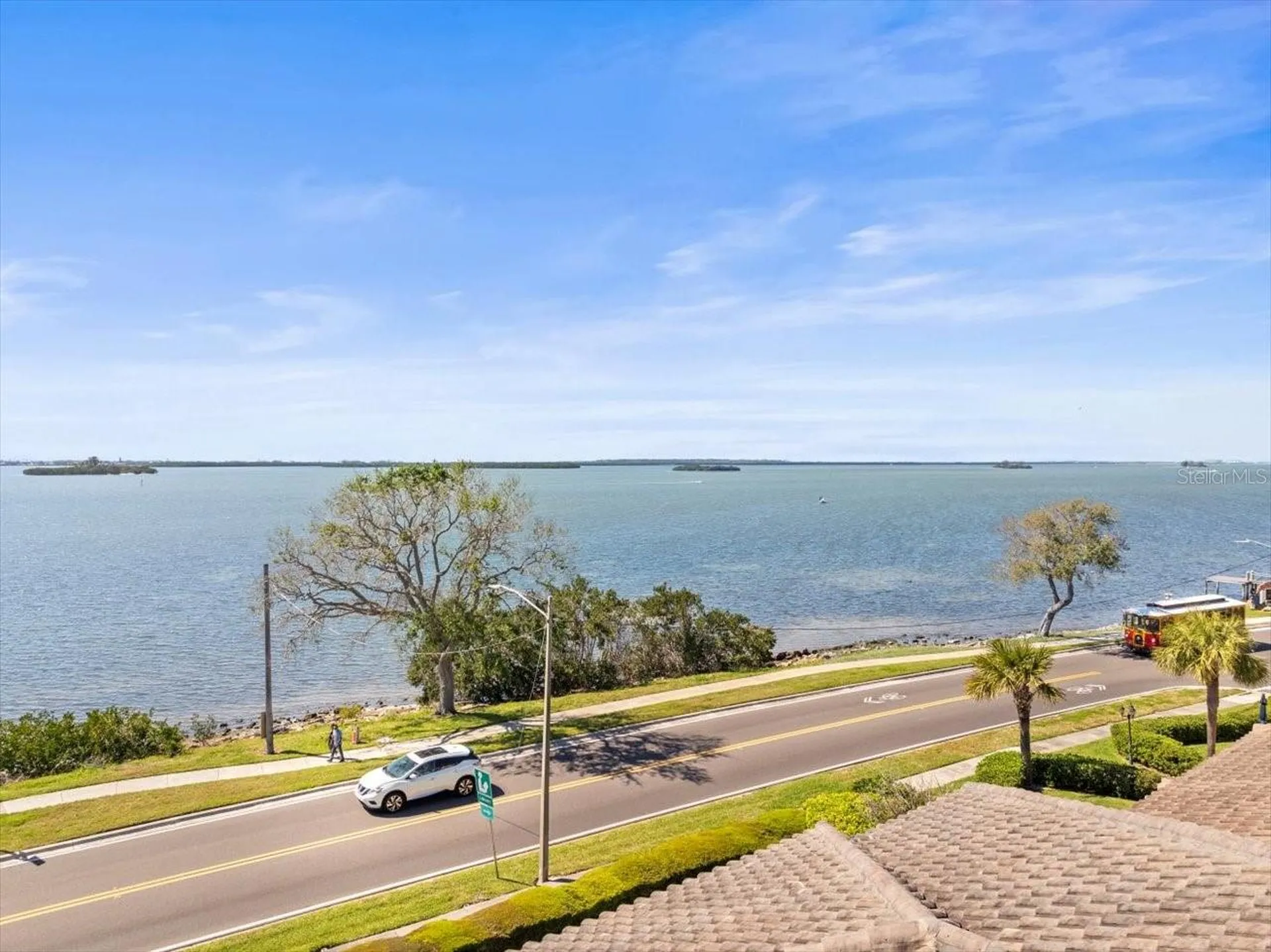 2087 Edgewater Drive Clearwater FL 33755