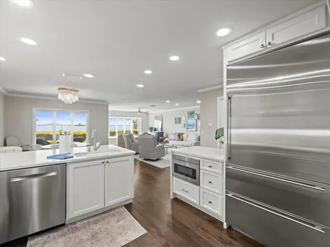 2087 Edgewater Drive Clearwater FL 33755