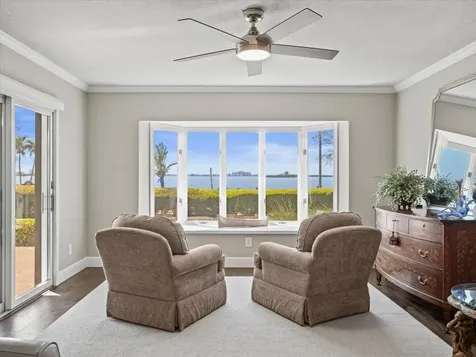 2087 Edgewater Drive Clearwater FL 33755