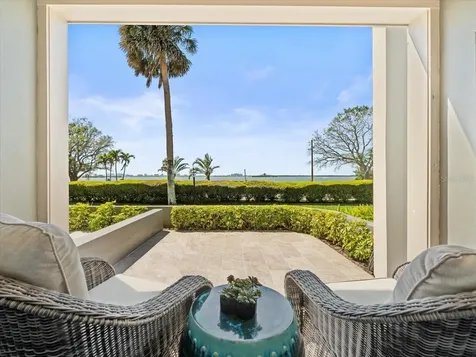 2087 Edgewater Drive Clearwater FL 33755