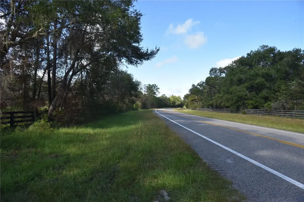 Off Highway 225 Gainesville FL 32609