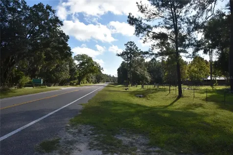Off Highway 225 Gainesville FL 32609