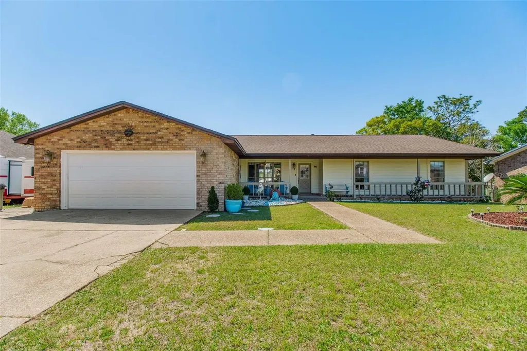 5921 Roble Loma Drive Pensacola FL 32526