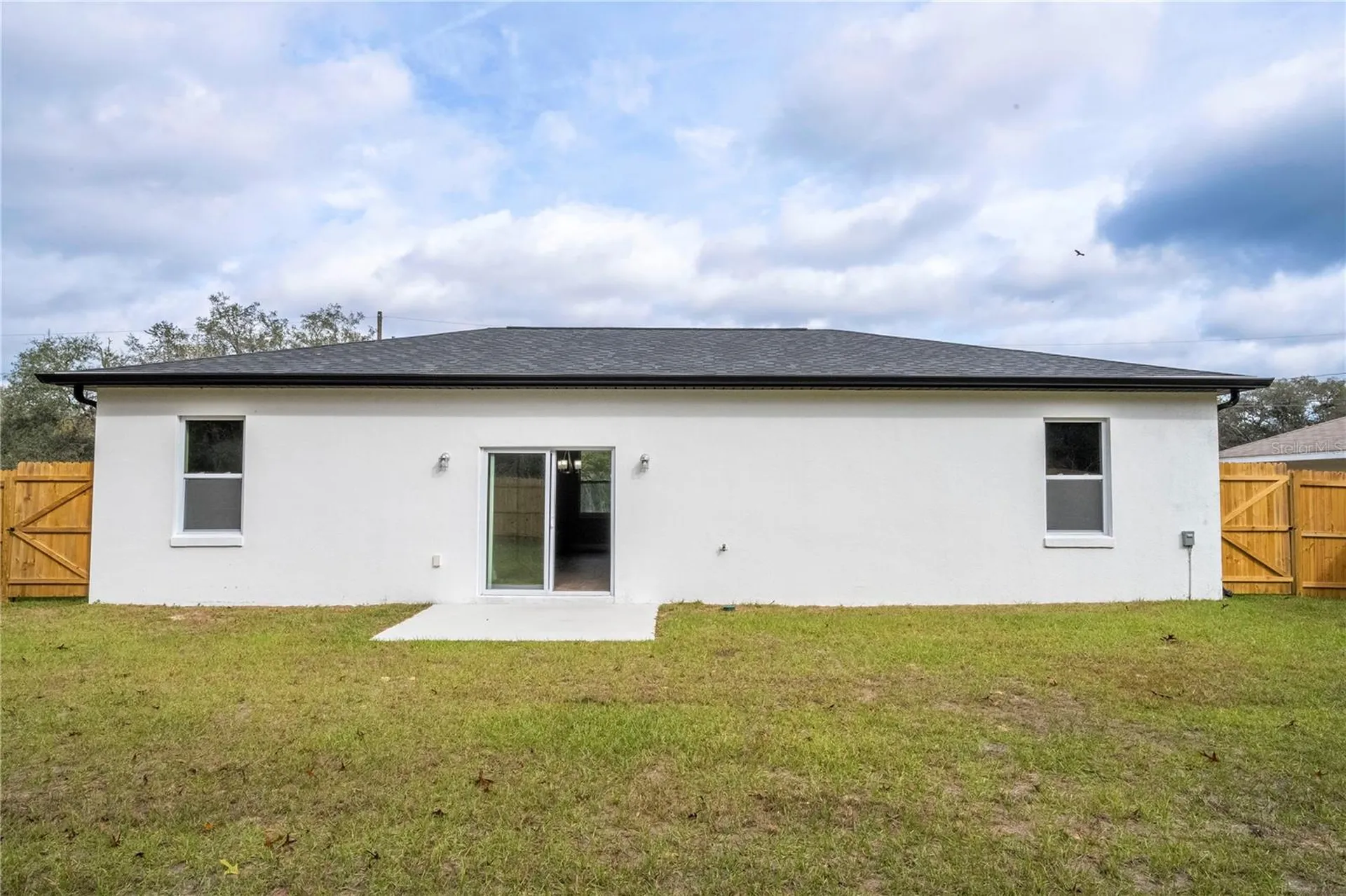 54 Malauka Track Ocklawaha FL 32179