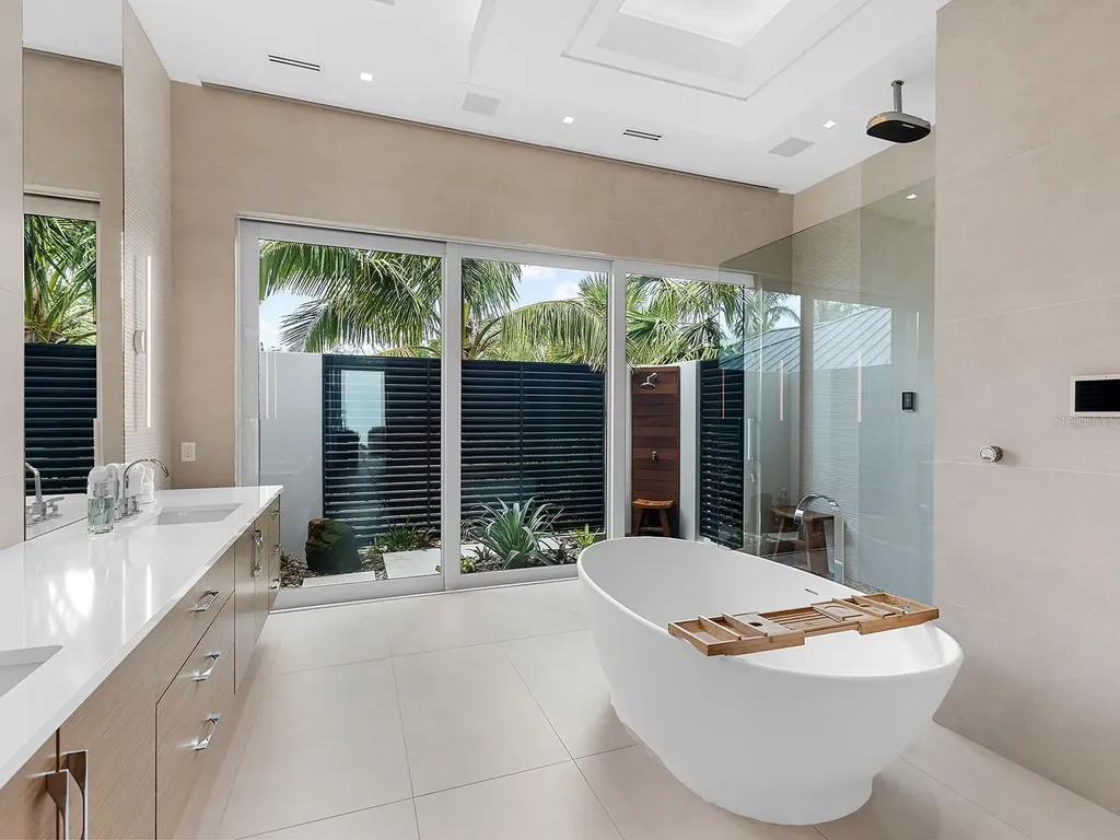 424 Bowdoin Circle Sarasota FL 34236