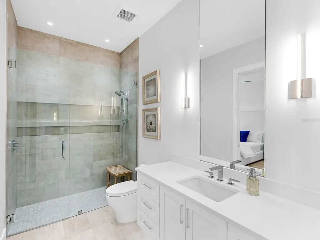 424 Bowdoin Circle Sarasota FL 34236
