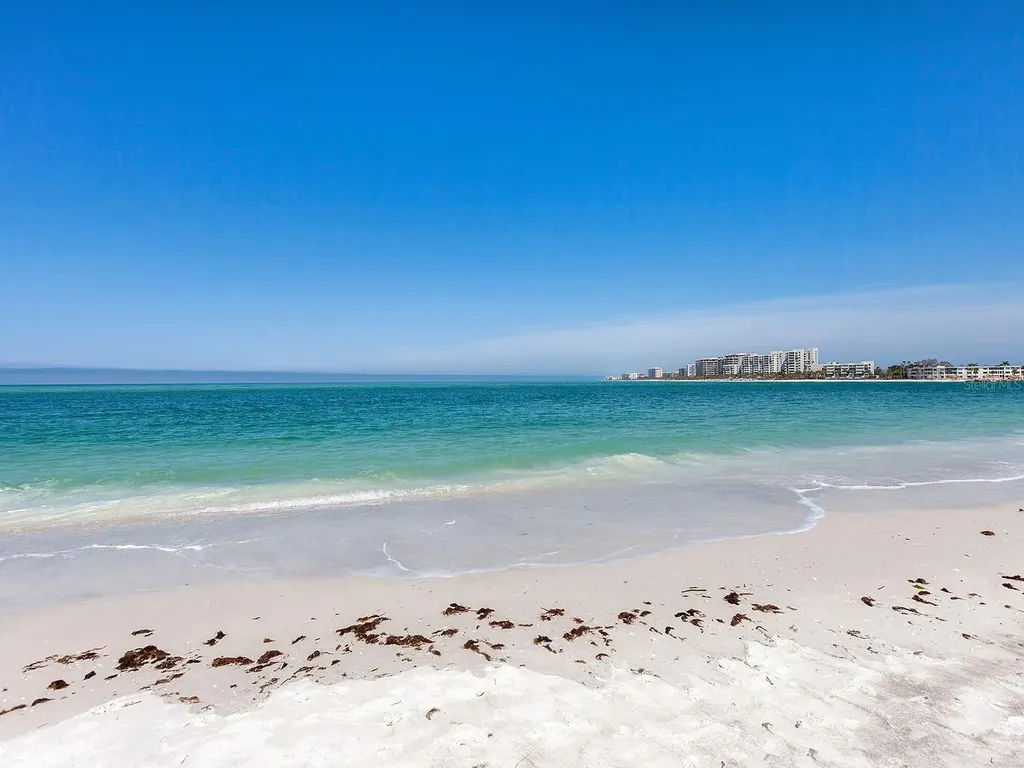 424 Bowdoin Circle Sarasota FL 34236