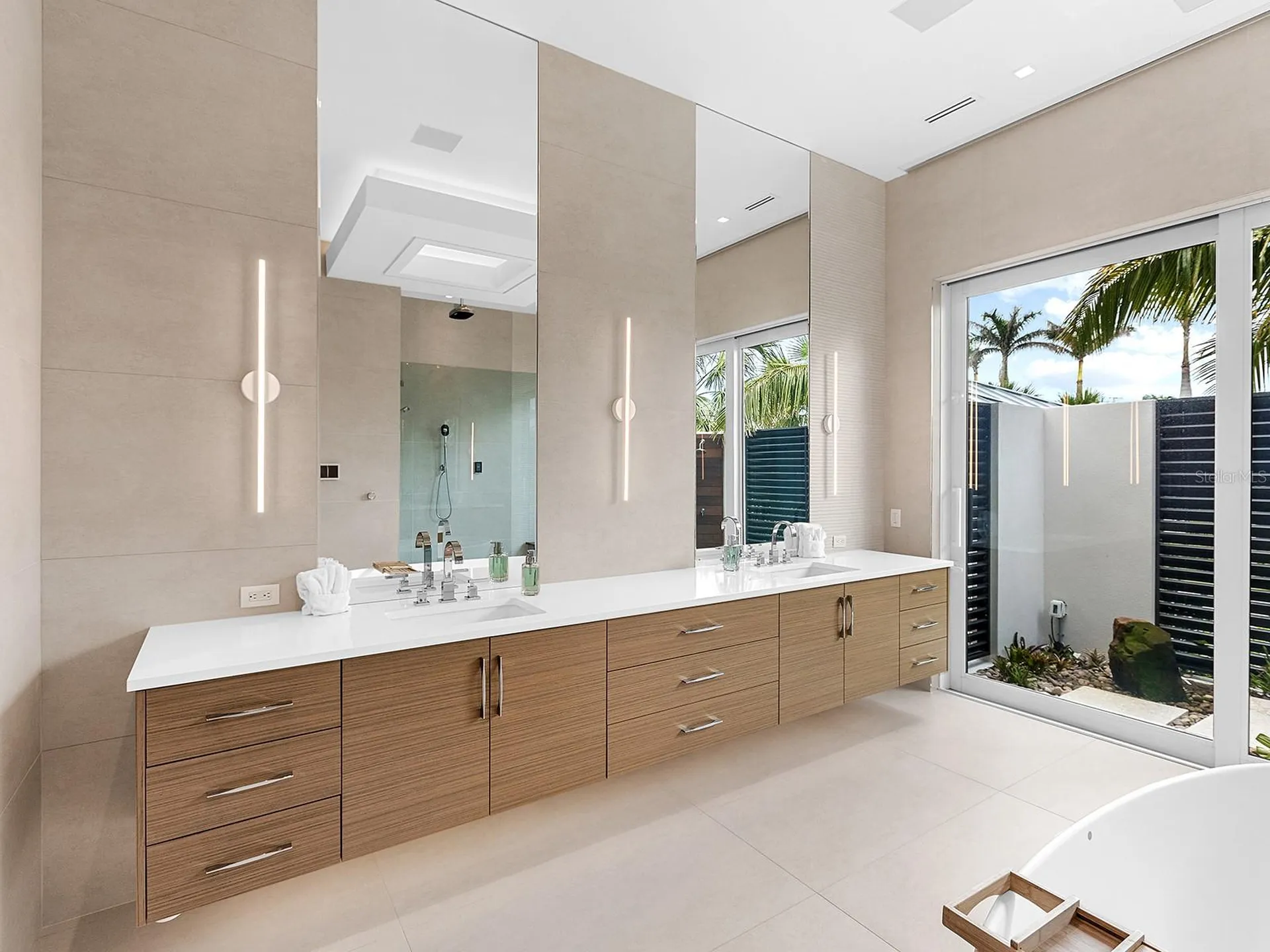 424 Bowdoin Circle Sarasota FL 34236