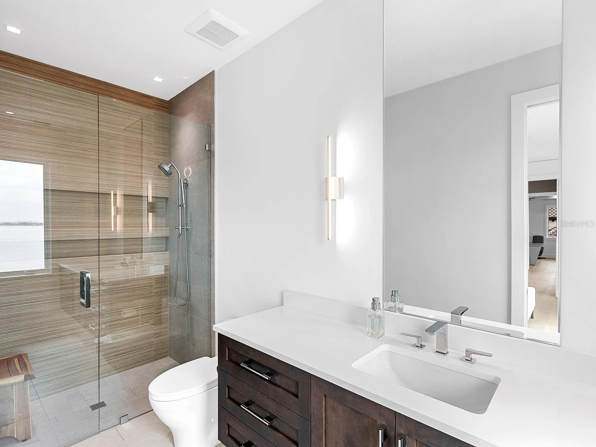 424 Bowdoin Circle Sarasota FL 34236