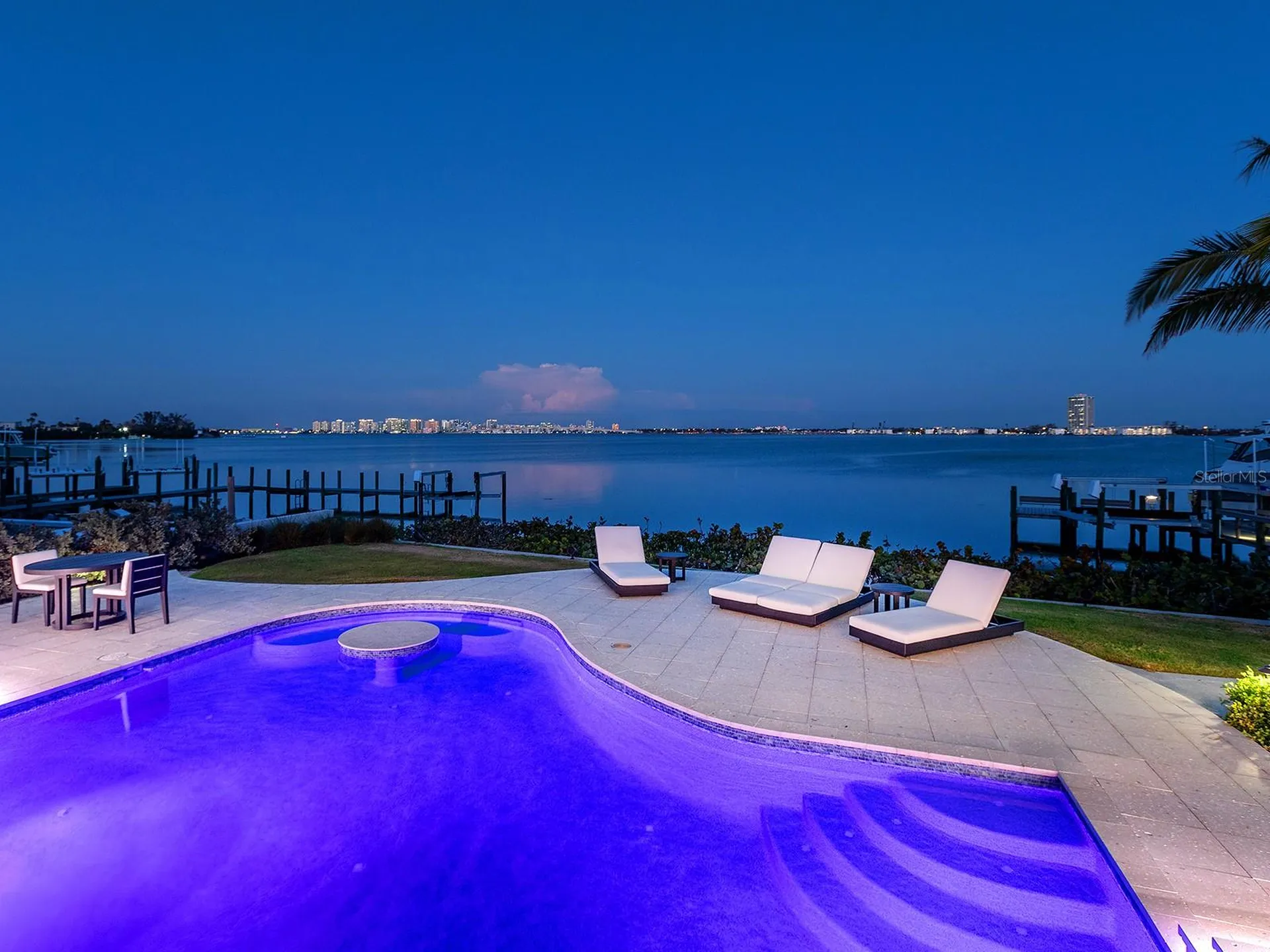 424 Bowdoin Circle Sarasota FL 34236