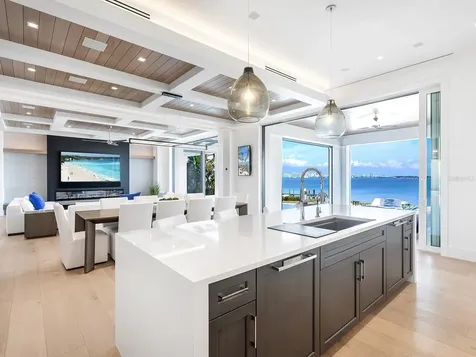 424 Bowdoin Circle Sarasota FL 34236