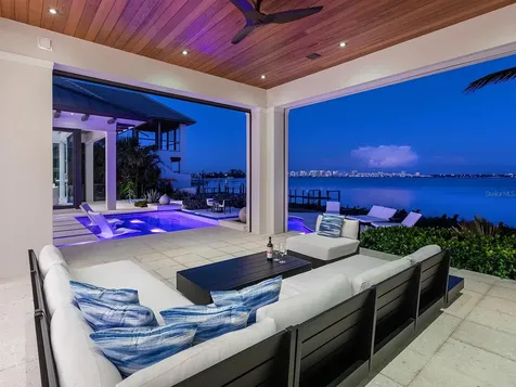 424 Bowdoin Circle Sarasota FL 34236