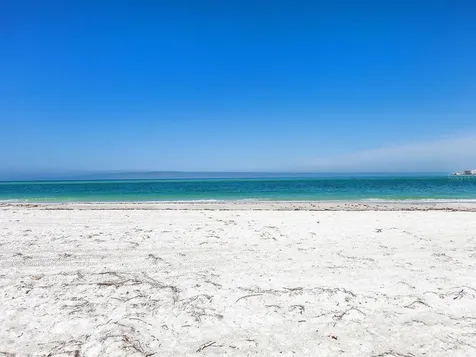 424 Bowdoin Circle Sarasota FL 34236