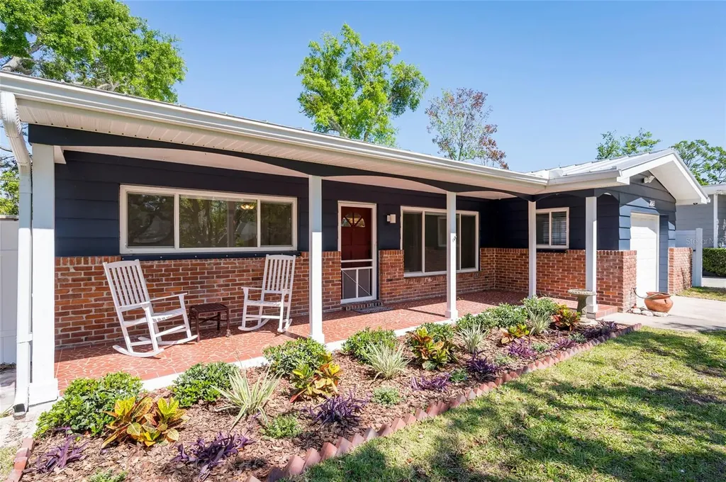 2019 Inner Circle S St Petersburg FL 33712