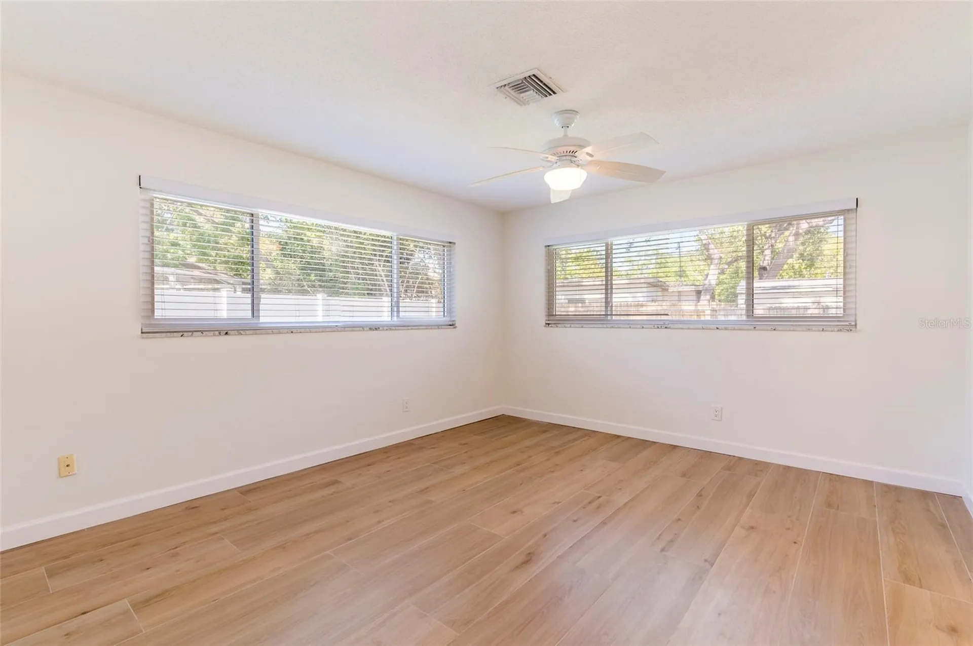 2019 Inner Circle S St Petersburg FL 33712