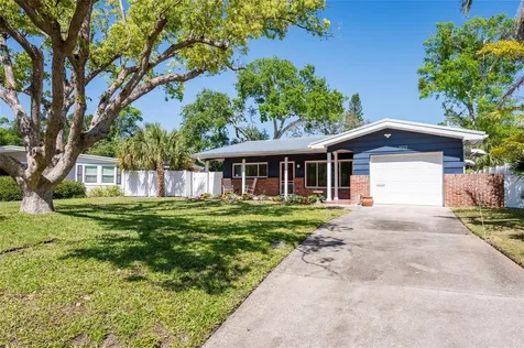 2019 Inner Circle S St Petersburg FL 33712