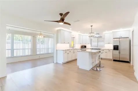 2019 Inner Circle S St Petersburg FL 33712