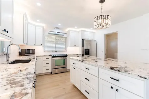 2019 Inner Circle S St Petersburg FL 33712