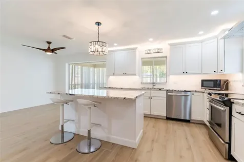 2019 Inner Circle S St Petersburg FL 33712
