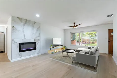 2019 Inner Circle S St Petersburg FL 33712