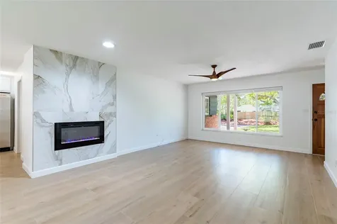 2019 Inner Circle S St Petersburg FL 33712