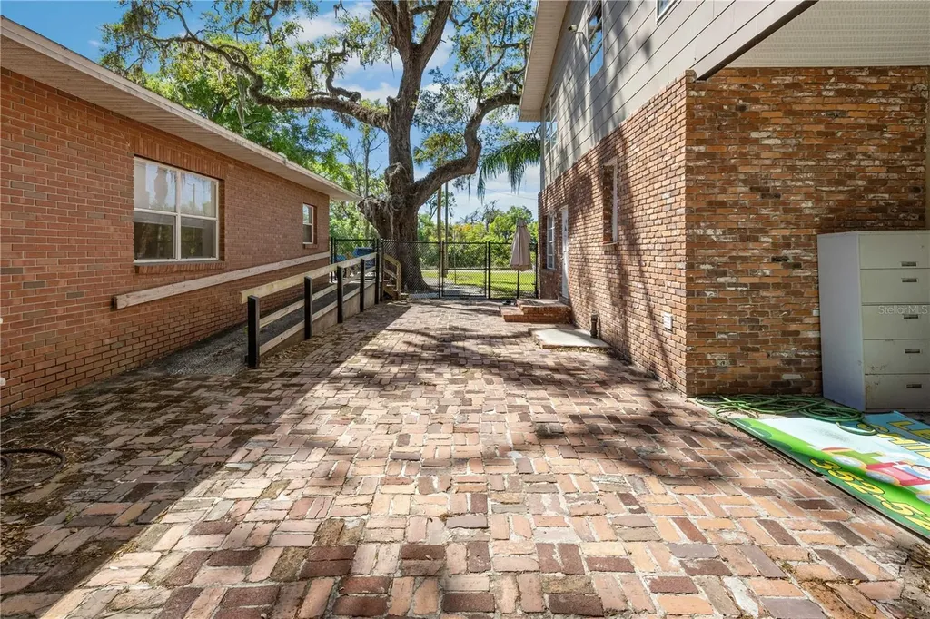 38022 River Road Dade City FL 33525