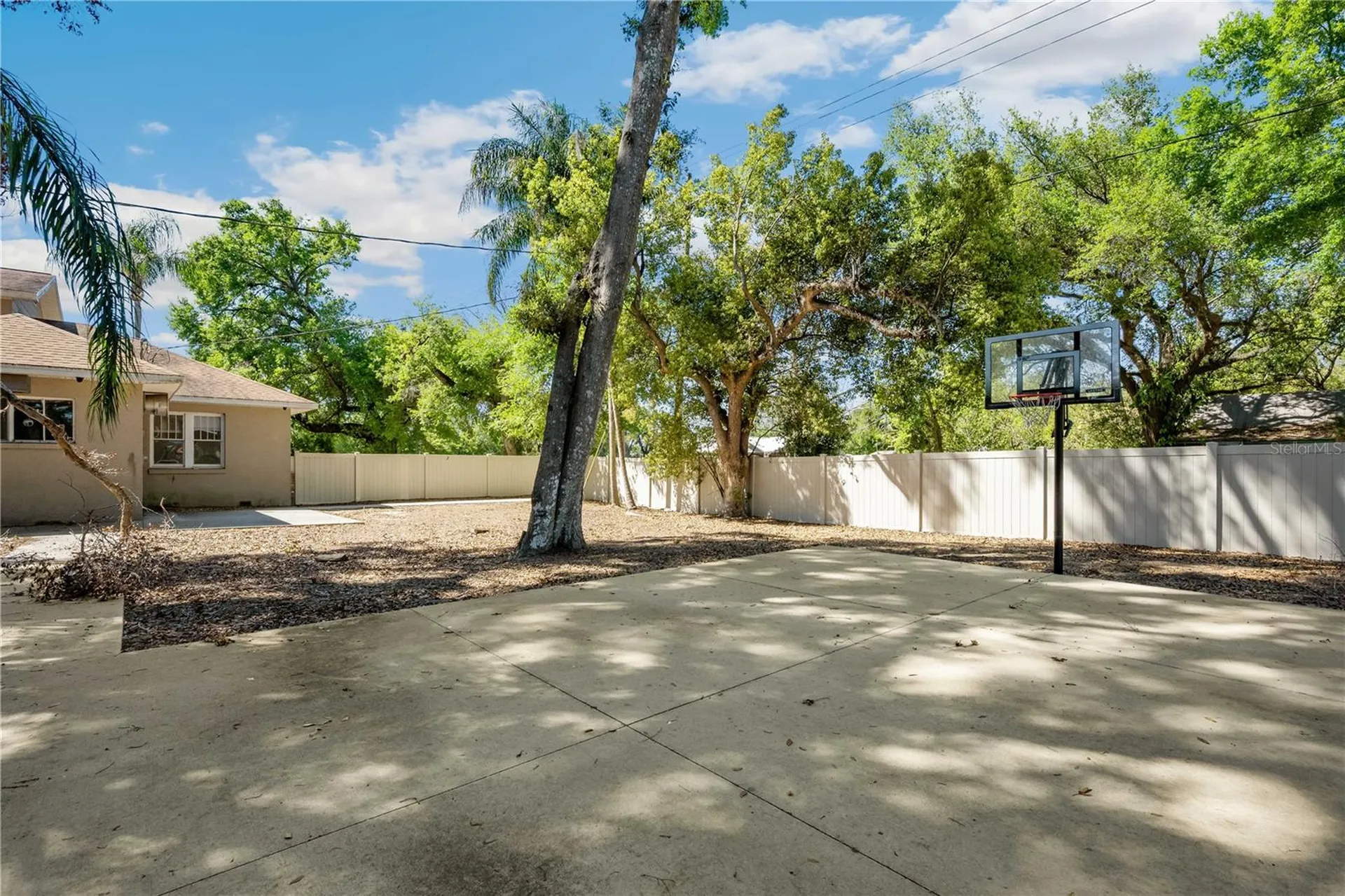 38022 River Road Dade City FL 33525