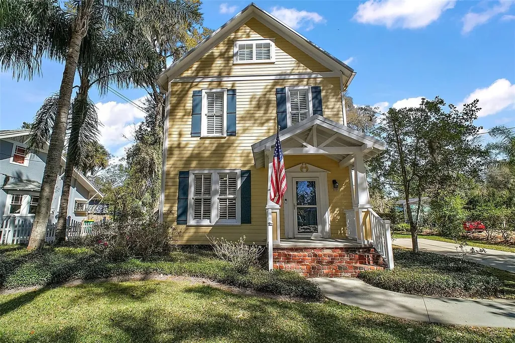 519 N Clara Avenue Deland FL 32720