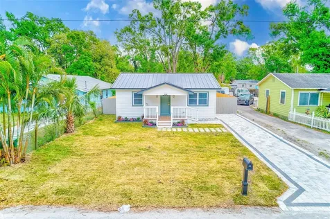8409 N Jones Avenue Tampa FL 33604