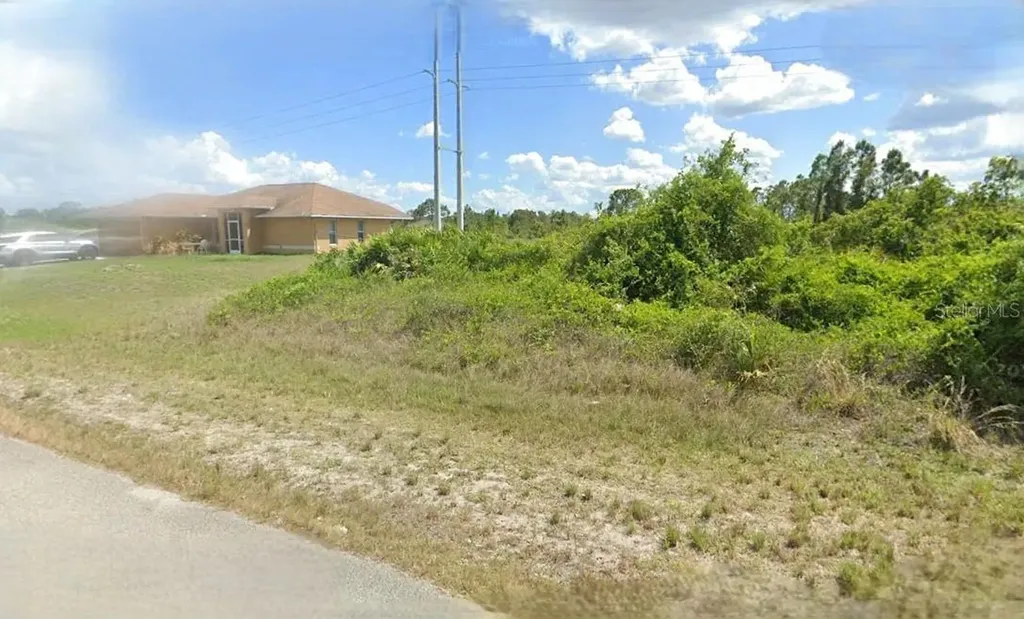 1206 Briarcliffe Street Fort Myers FL 33913