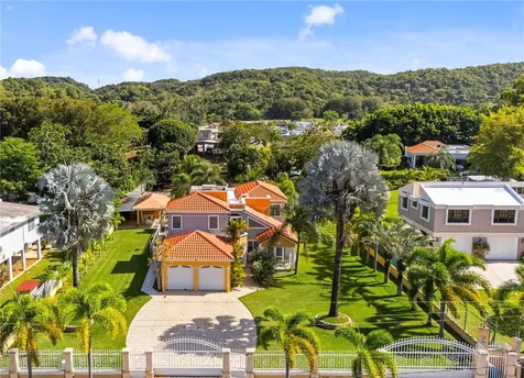 Hacienda Las Palma Tierras Nuevas Manati PR 00674