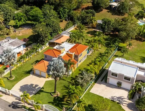 Hacienda Las Palma Tierras Nuevas Manati PR 00674