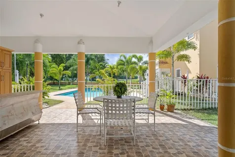 Hacienda Las Palma Tierras Nuevas Manati PR 00674