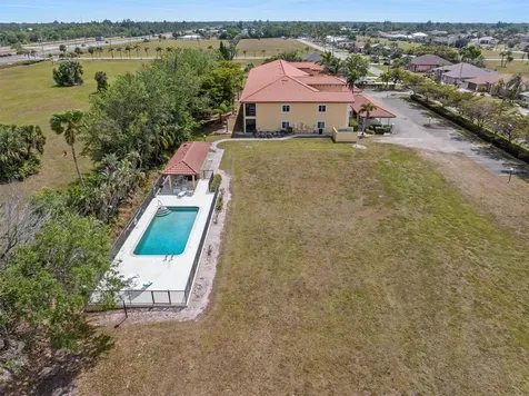 7196 N Plum Tree Punta Gorda FL 33955