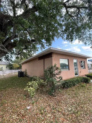 2106 1st Street N Winter Haven FL 33881
