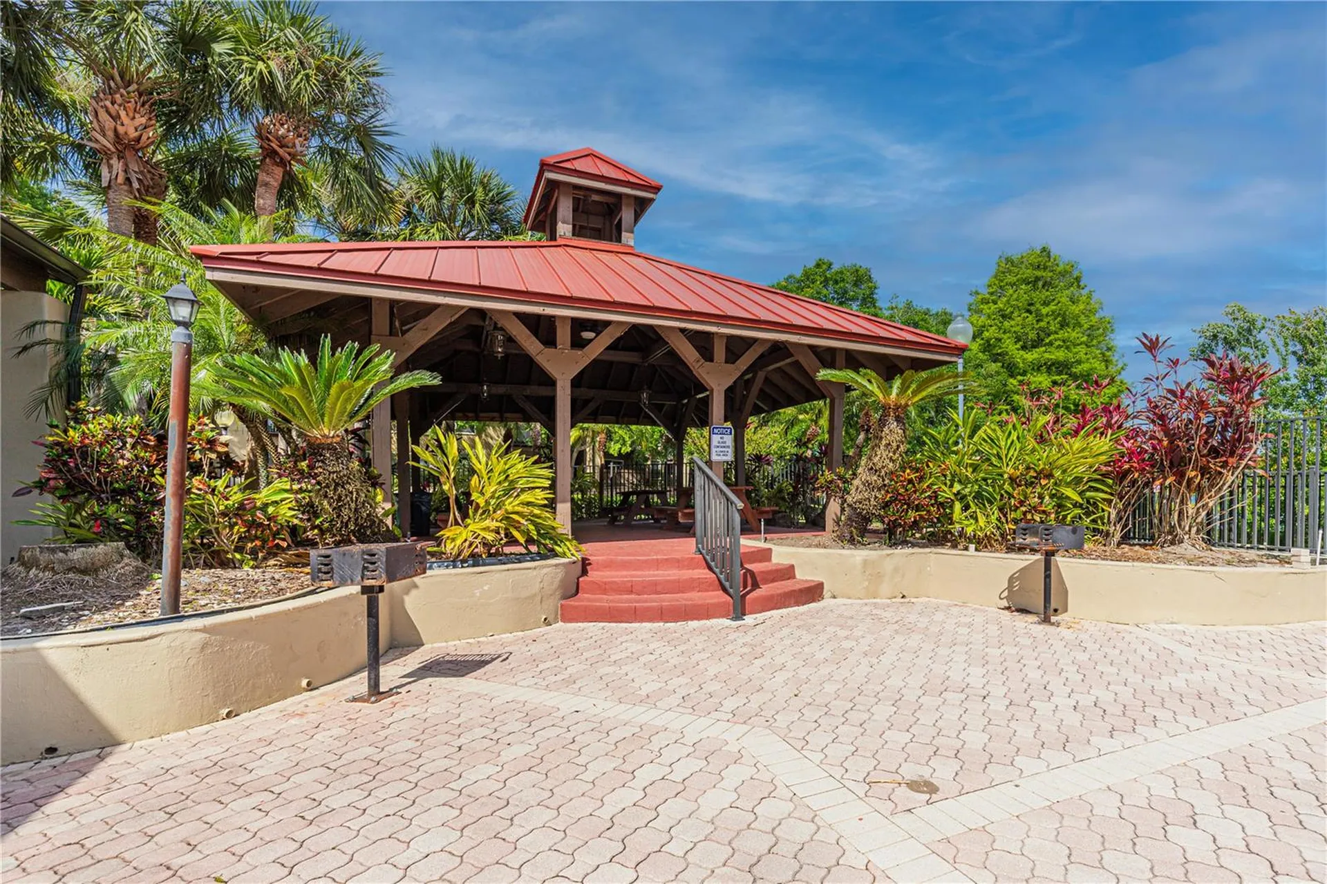 200 Afton Square Altamonte Springs FL 32714