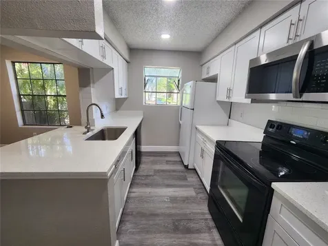 200 Afton Square Altamonte Springs FL 32714