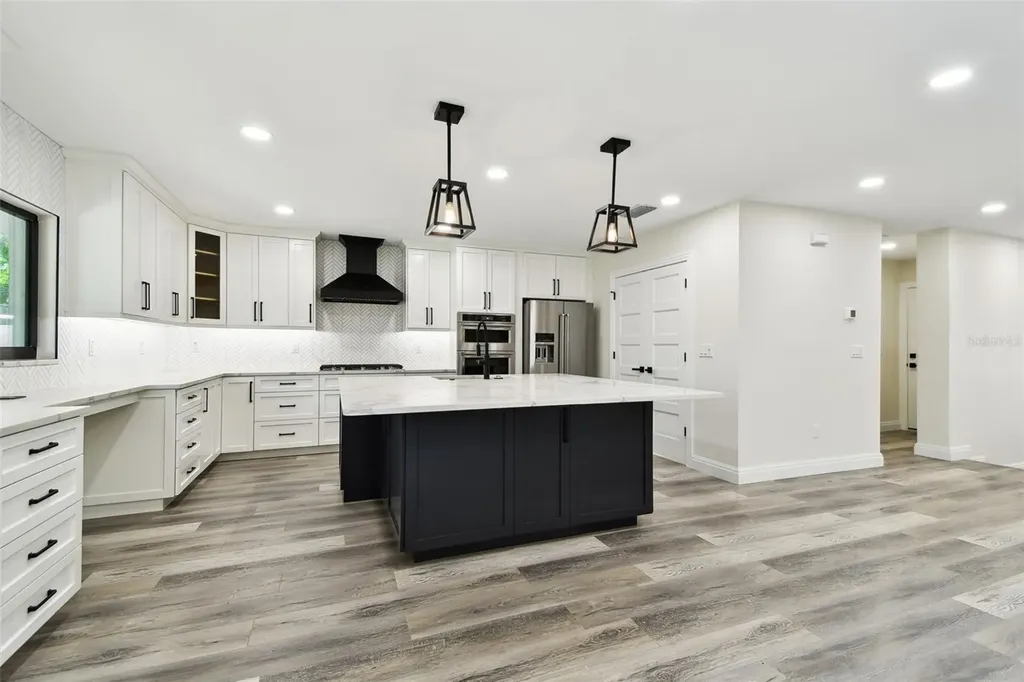 1045 Jesse Avenue Safety Harbor FL 34695