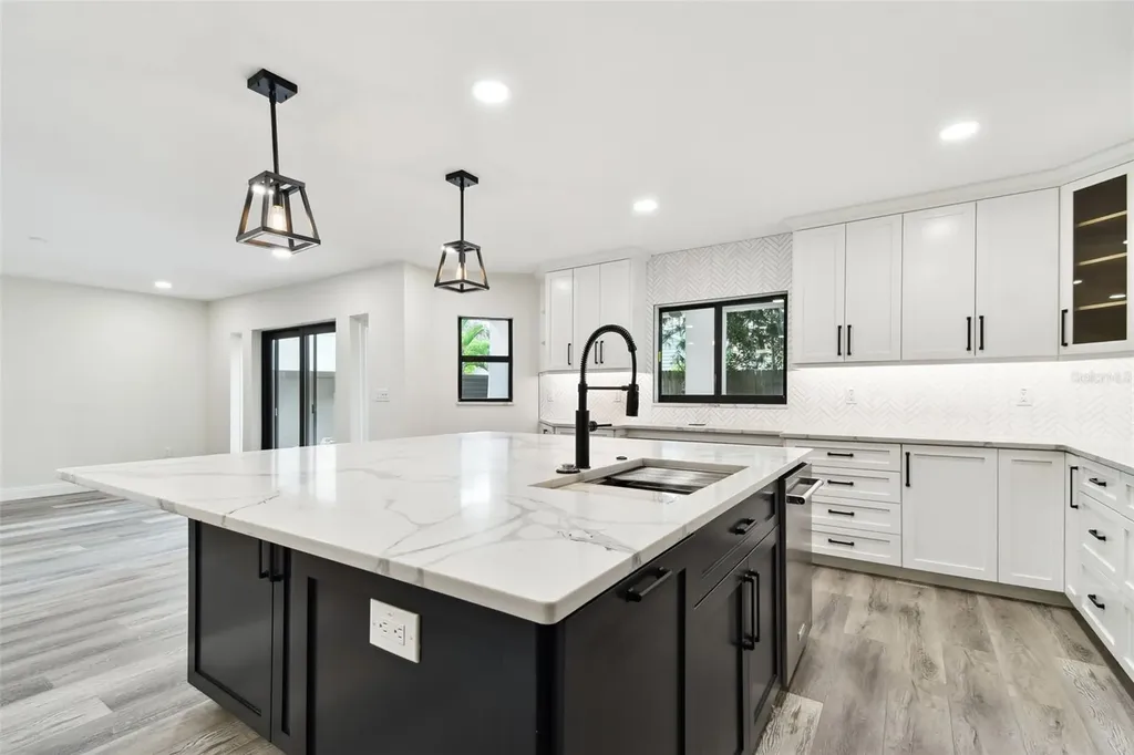1045 Jesse Avenue Safety Harbor FL 34695