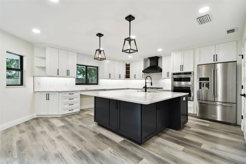 1045 Jesse Avenue Safety Harbor FL 34695