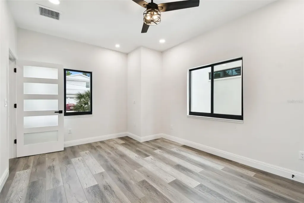 1045 Jesse Avenue Safety Harbor FL 34695