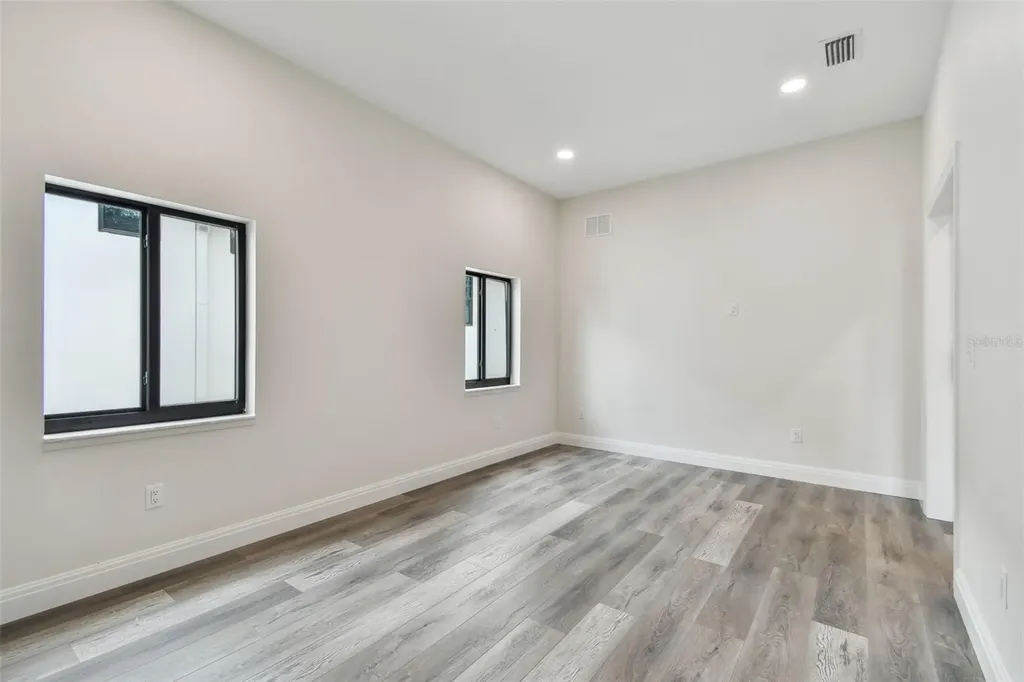 1045 Jesse Avenue Safety Harbor FL 34695