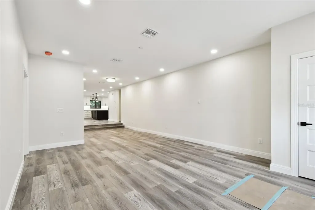 1045 Jesse Avenue Safety Harbor FL 34695