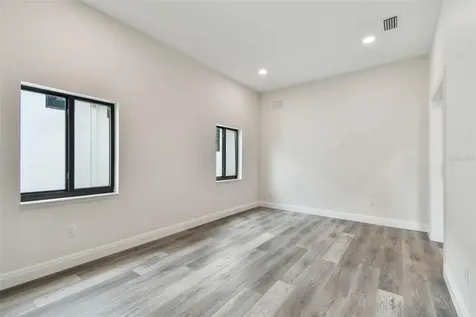 1045 Jesse Avenue Safety Harbor FL 34695