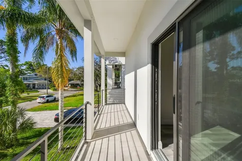 1045 Jesse Avenue Safety Harbor FL 34695